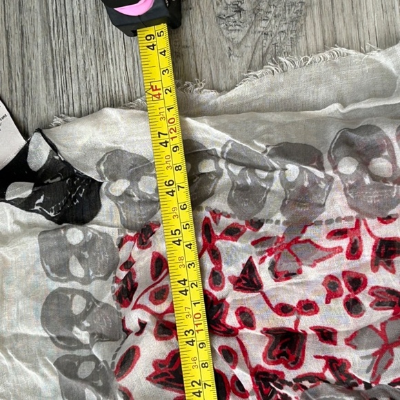 Zadig &Voltaire Accessory Scarf Red/Black/Gray - Picture 12 of 12